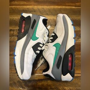 Nike Airmax 90 LTR  size 5.5Y